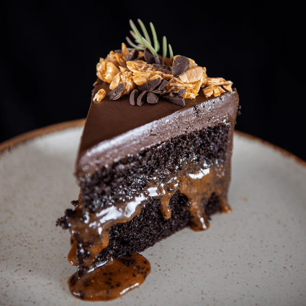 CHOCOLATE PRALINE CAKE