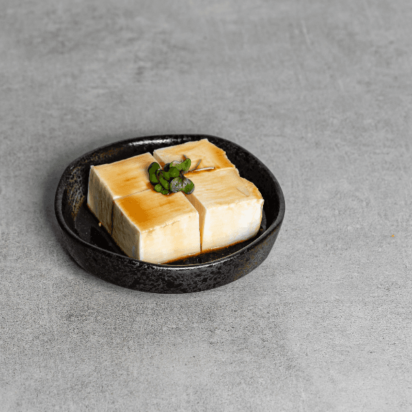 COLD TOFU WITH SHOYU YUZU SAUCE (เต้าหู้เย็นซอสโชยุยูสึ)